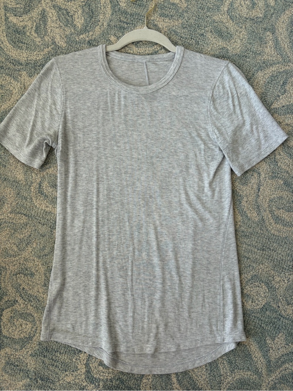 lululemon athletica Women's Short Sleeve Crew Tee - Light Gray